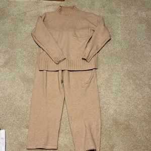 Tan Sweater outfit . Medium. Excellent condition.